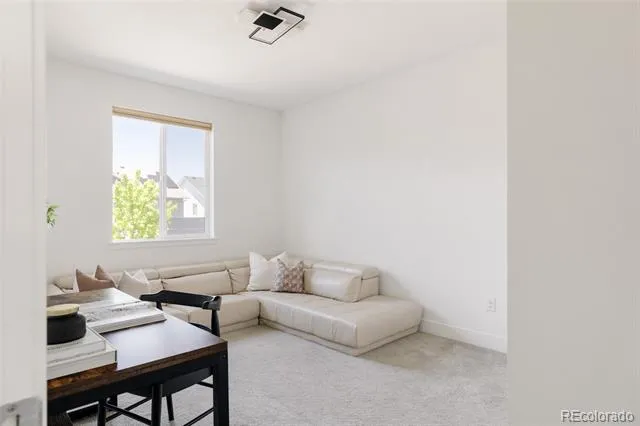 9999 E 59th North Place Denver, CO 80238