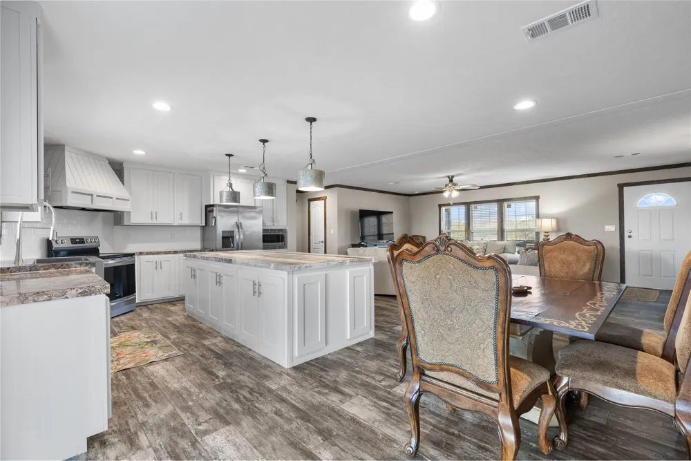 606 W Moonshine Road Seymour, TX 76380