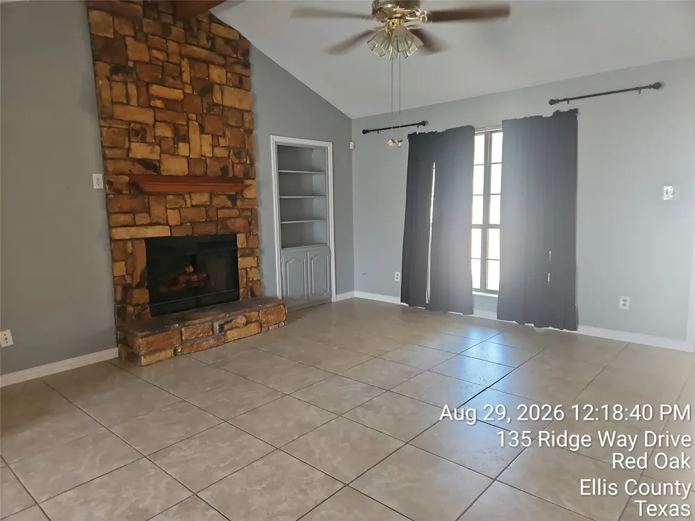 134 Ridgeway Drive Red Oak, TX 75154