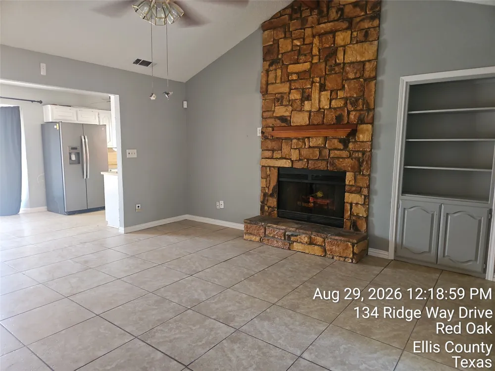 134 Ridgeway Drive Red Oak, TX 75154