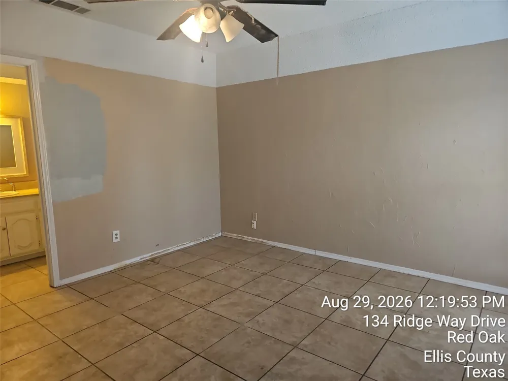 134 Ridgeway Drive Red Oak, TX 75154