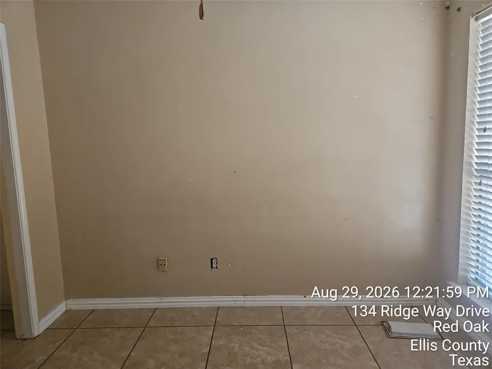 134 Ridgeway Drive Red Oak, TX 75154