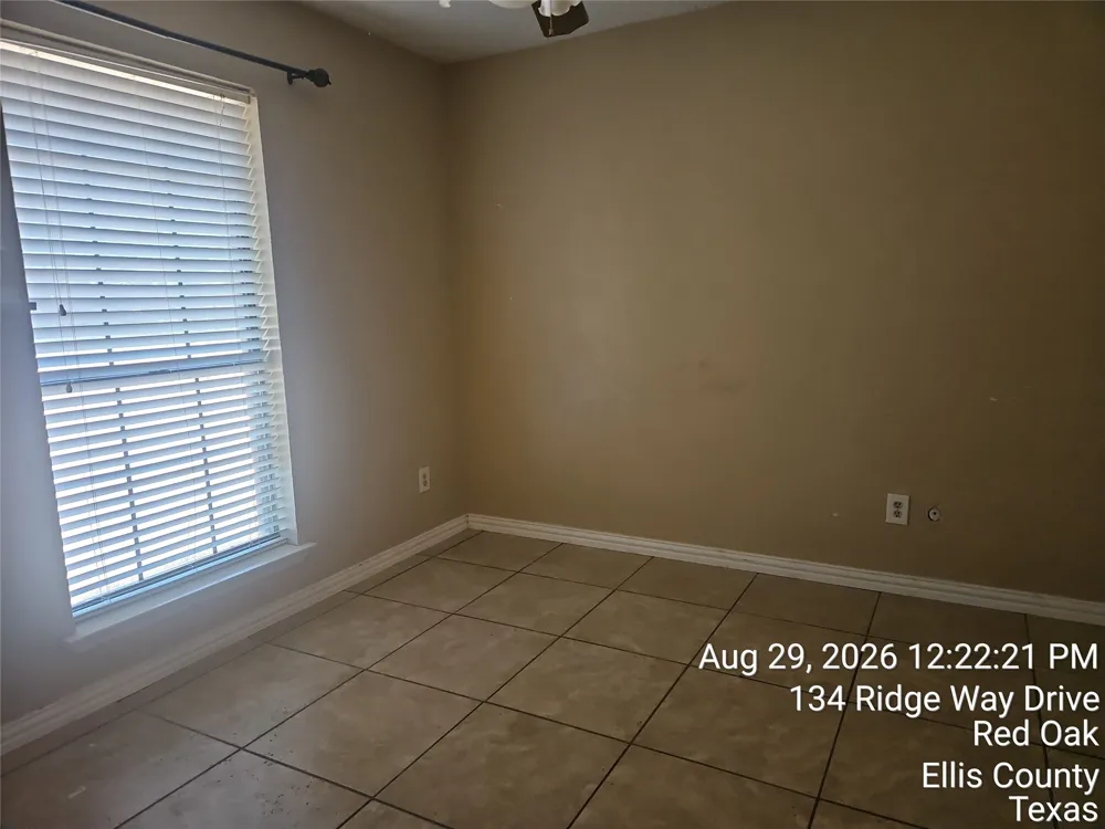 134 Ridgeway Drive Red Oak, TX 75154