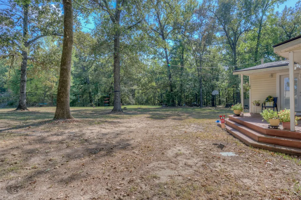 8839 Sebastian Road Keithville, LA 71047