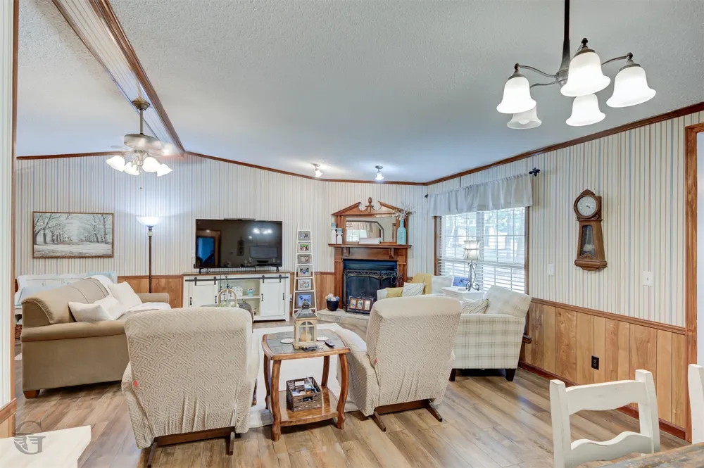 8839 Sebastian Road Keithville, LA 71047