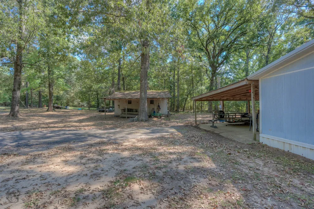 8839 Sebastian Road Keithville, LA 71047