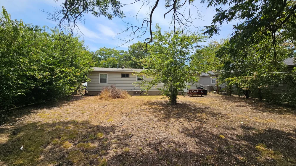 509 Circle Drive Arlington, TX 76010