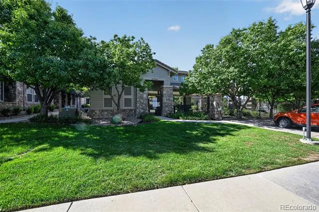 6714 S Winnipeg Circle #104 Aurora, CO 80016