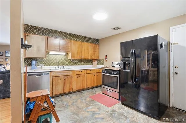 6895 W Bayaud Avenue Denver, CO 80226