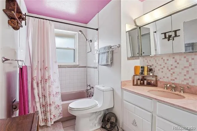 6895 W Bayaud Avenue Denver, CO 80226