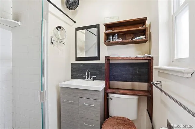 6895 W Bayaud Avenue Denver, CO 80226