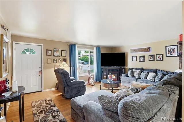 6895 W Bayaud Avenue Denver, CO 80226