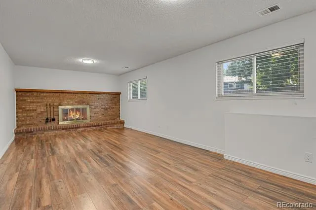 8962 W Temple Place Denver, CO 80123