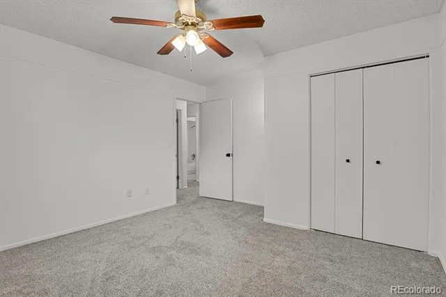 8962 W Temple Place Denver, CO 80123