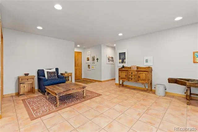 302 Cottonwood Drive Evergreen, CO 80439