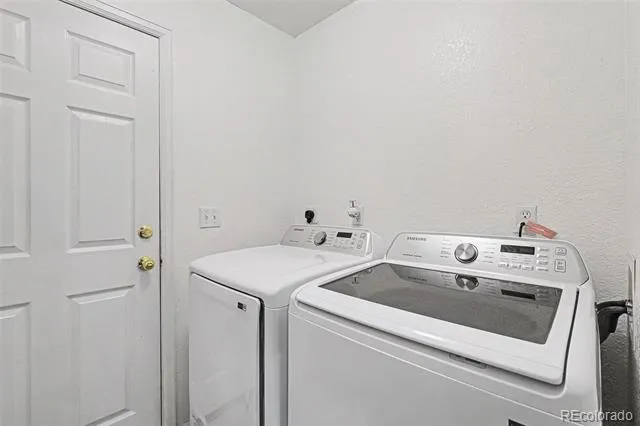 2374 E 110th Place Northglenn, CO 80233