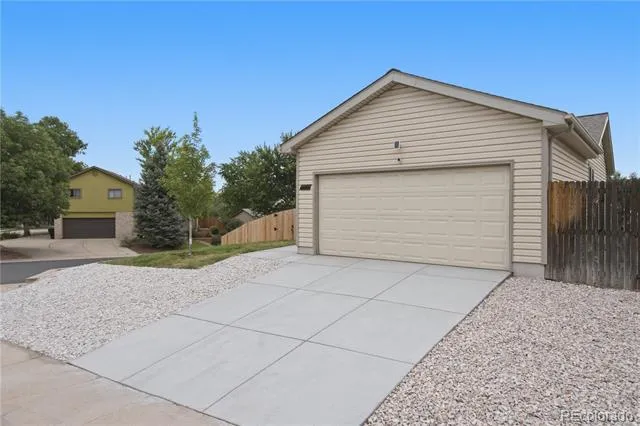 3300 S Ingalls Street Denver, CO 80227