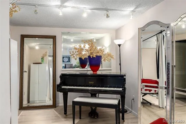 7466 W Cedar Circle Lakewood, CO 80226