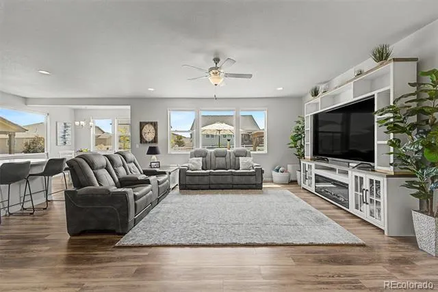 4492 Moose Street Johnstown, CO 80534