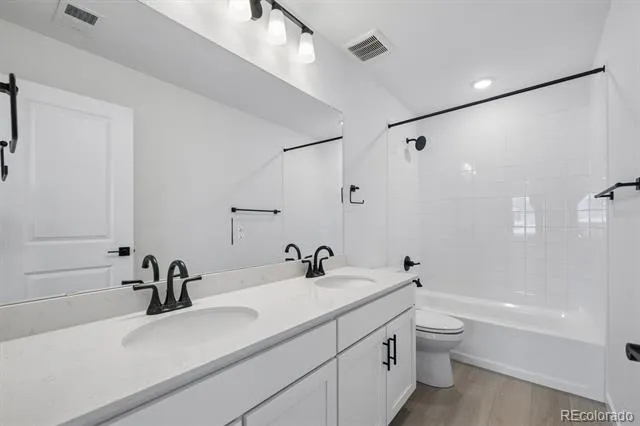 25294 E Warren Place Aurora, CO 80018