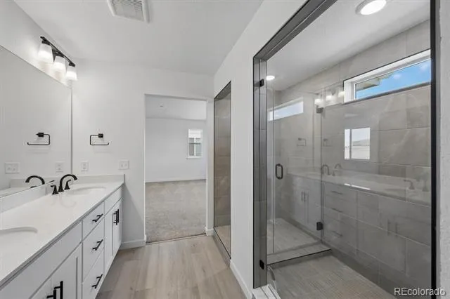 25294 E Warren Place Aurora, CO 80018