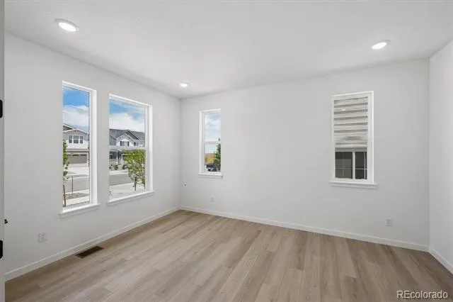 25294 E Warren Place Aurora, CO 80018