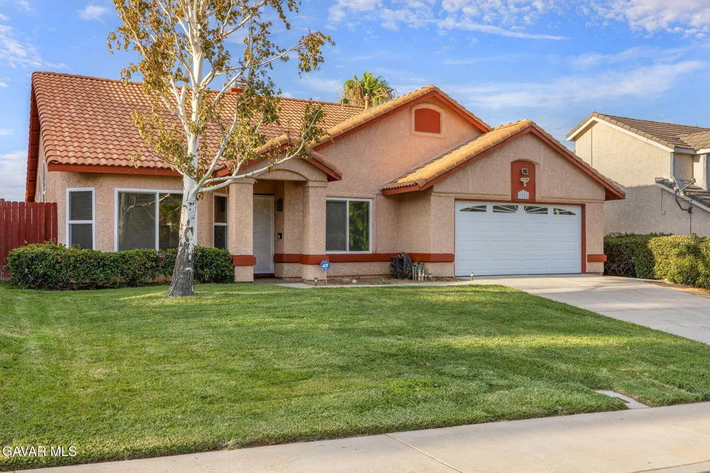 3227 Willowbrook Avenue Palmdale, CA 93551