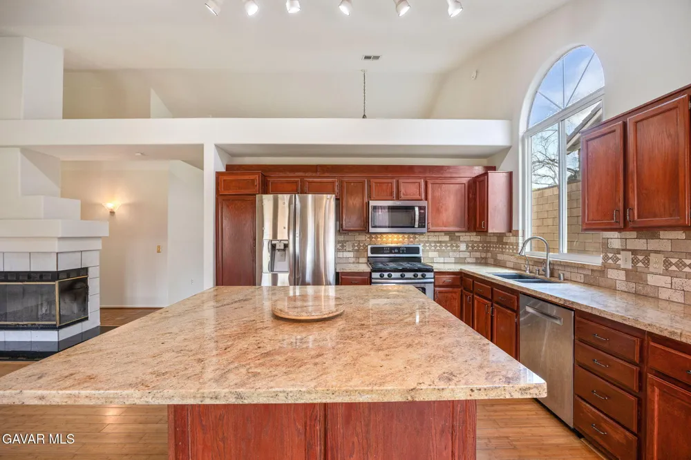 3227 Willowbrook Avenue Palmdale, CA 93551