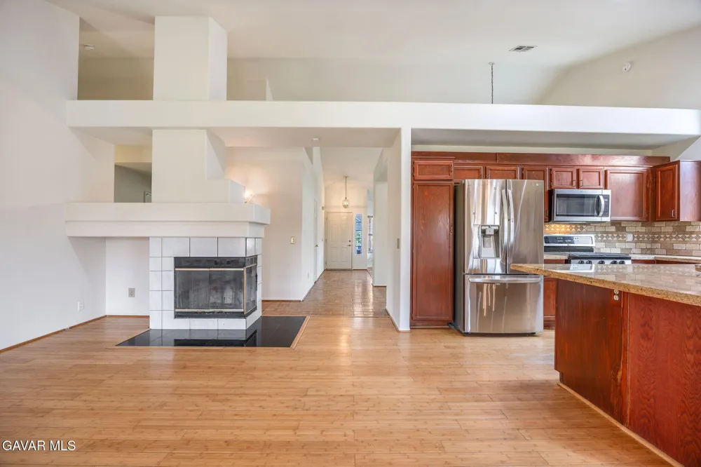 3227 Willowbrook Avenue Palmdale, CA 93551