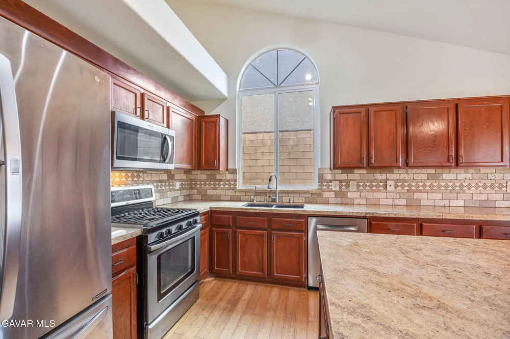 3227 Willowbrook Avenue Palmdale, CA 93551