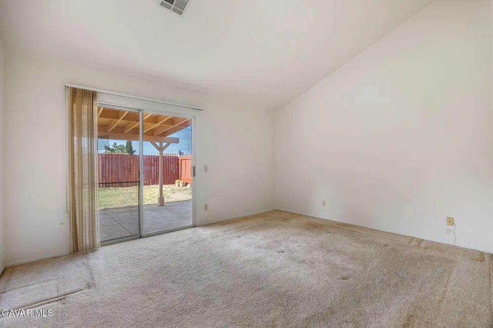 3227 Willowbrook Avenue Palmdale, CA 93551