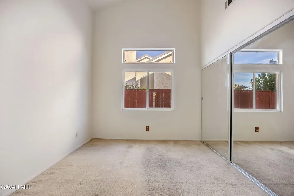 3227 Willowbrook Avenue Palmdale, CA 93551