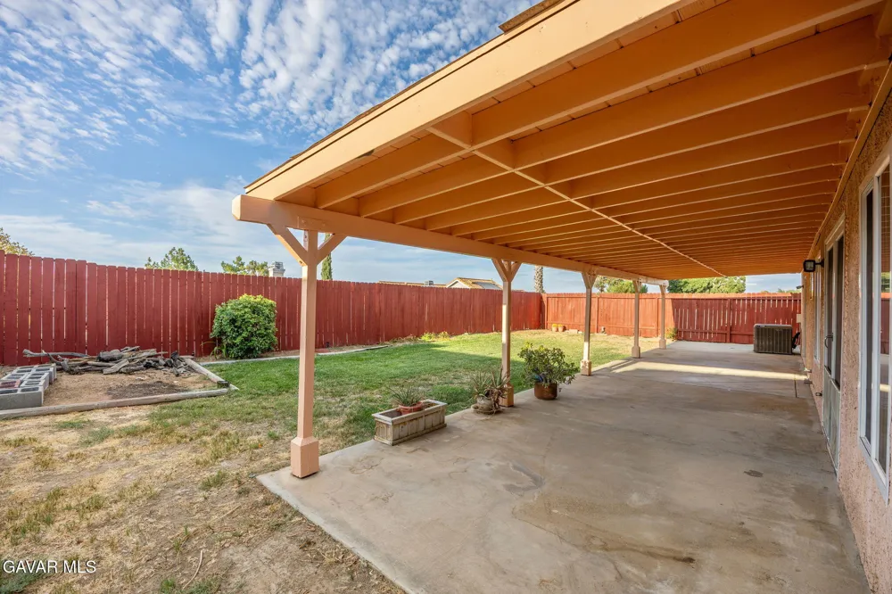 3227 Willowbrook Avenue Palmdale, CA 93551