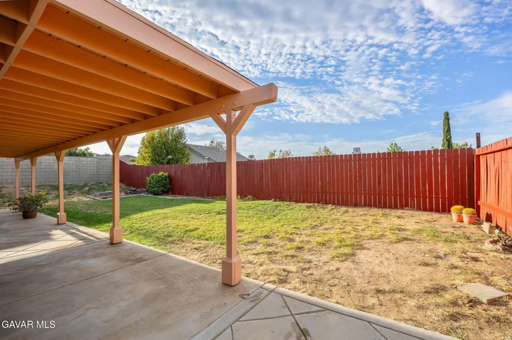 3227 Willowbrook Avenue Palmdale, CA 93551