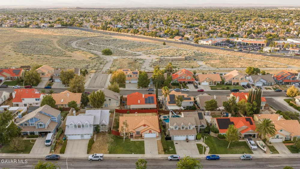 3227 Willowbrook Avenue Palmdale, CA 93551