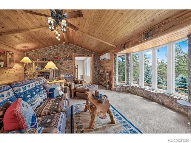 3050 Rainbow Lane Loveland, CO 80537
