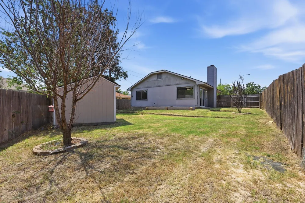 3113 Larkspur Circle College Station, TX 77845