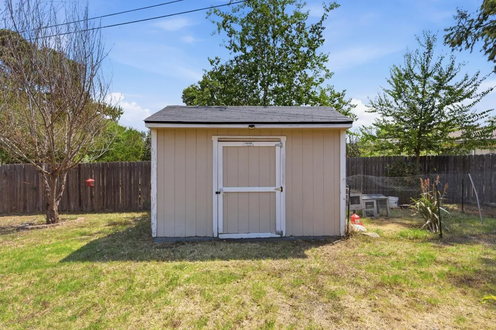 3113 Larkspur Circle College Station, TX 77845