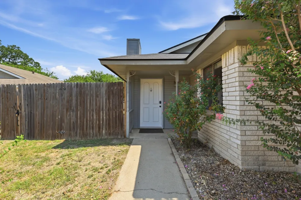 3113 Larkspur Circle College Station, TX 77845