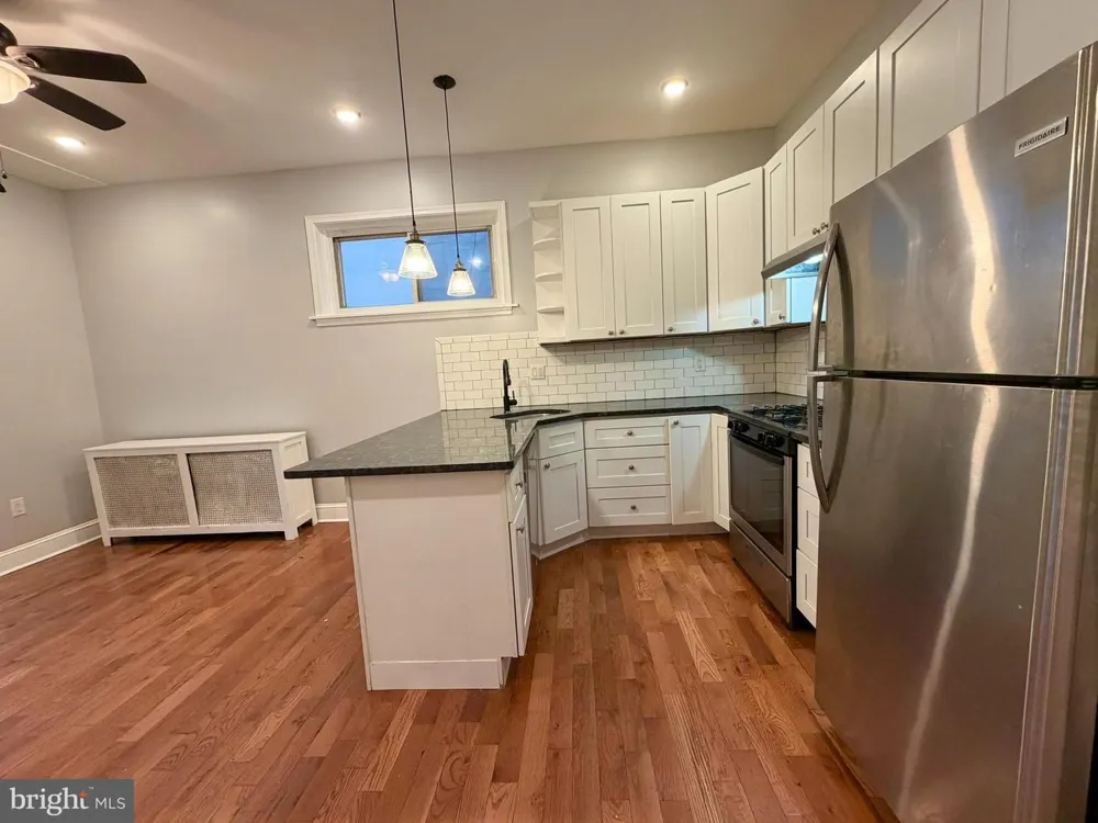 5028 WALNUT STREET #1F Philadelphia, PA 19139