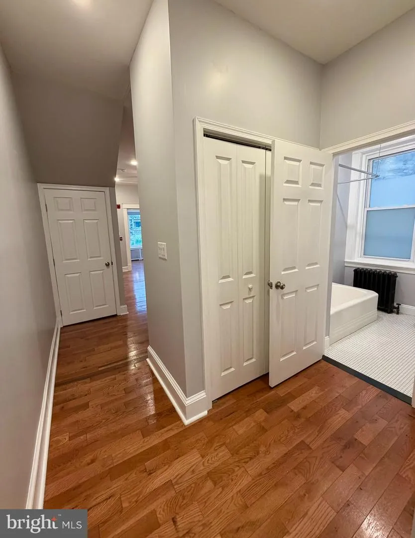 5028 WALNUT STREET #1F Philadelphia, PA 19139