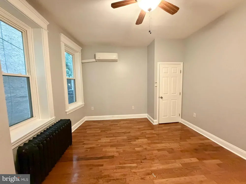 5028 WALNUT STREET #1F Philadelphia, PA 19139