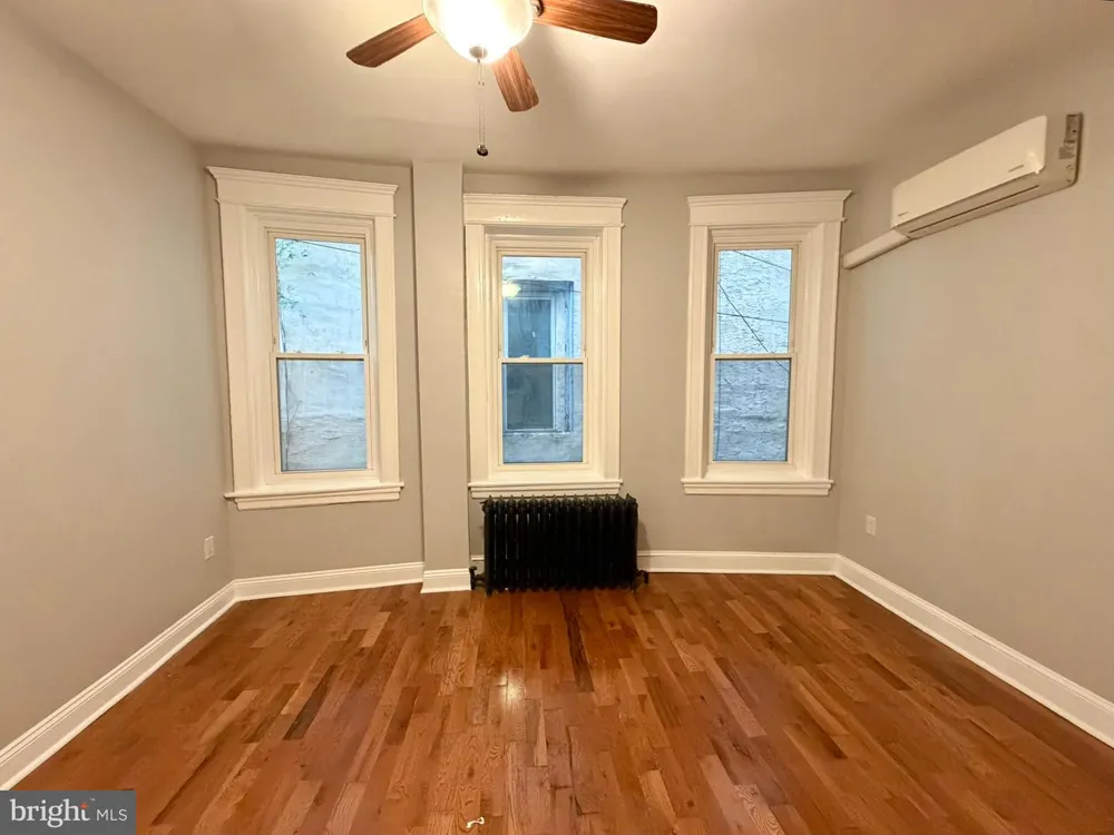 5028 WALNUT STREET #1F Philadelphia, PA 19139