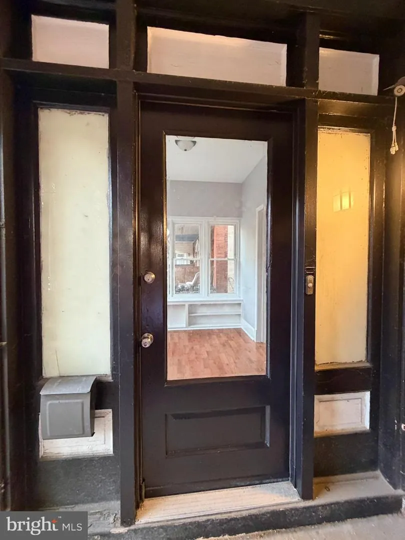 5028 WALNUT STREET #1F Philadelphia, PA 19139