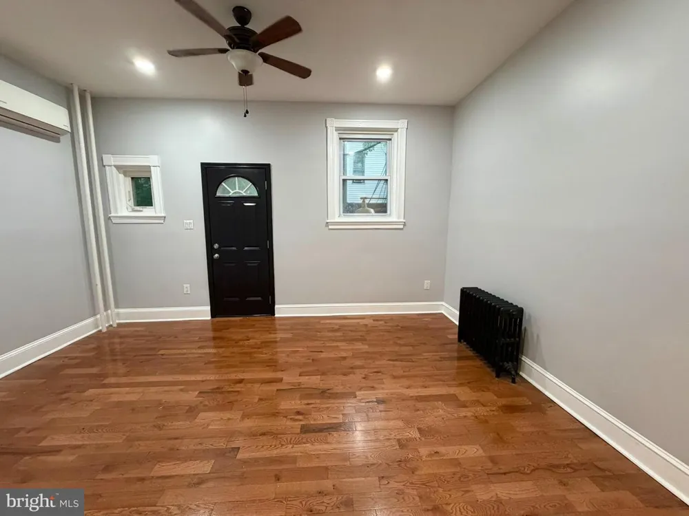 5028 WALNUT STREET #1F Philadelphia, PA 19139