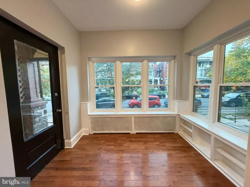5028 WALNUT STREET #1F Philadelphia, PA 19139