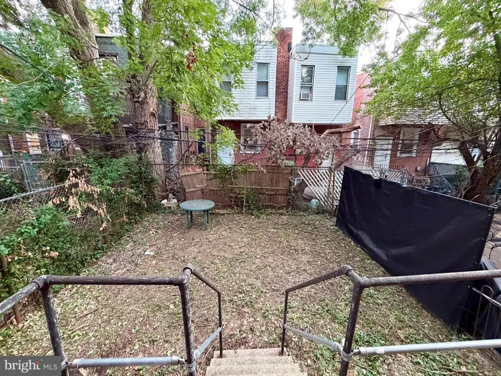 5028 WALNUT STREET #1F Philadelphia, PA 19139
