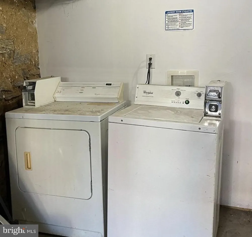 5028 WALNUT STREET #1F Philadelphia, PA 19139