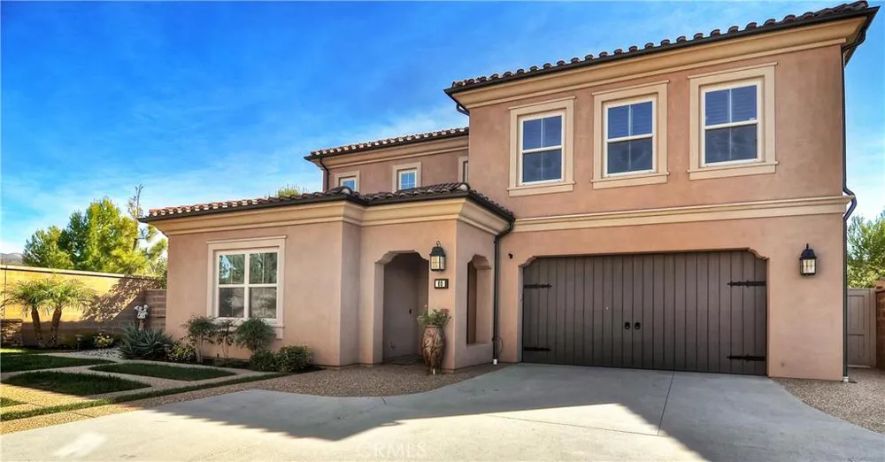 60 Kingsbury Irvine, CA 92620