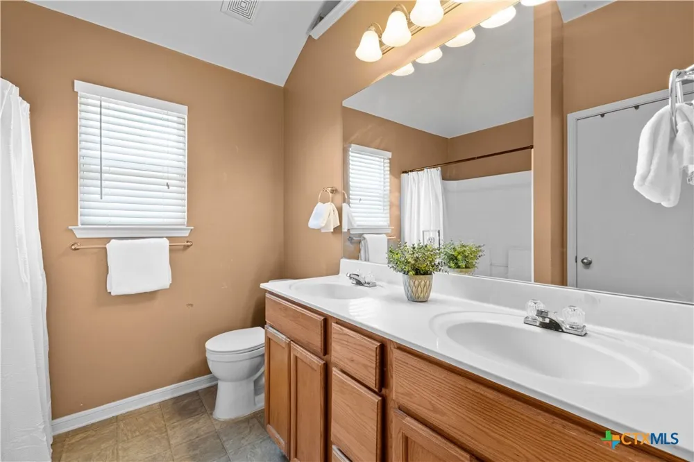 2920 Bellmont Temple, TX 76504